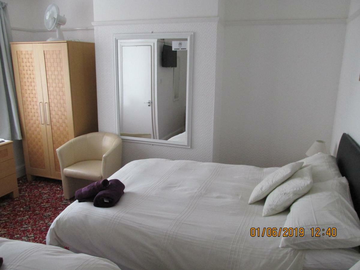 Valdene Hotel Пейнтън Екстериор снимка