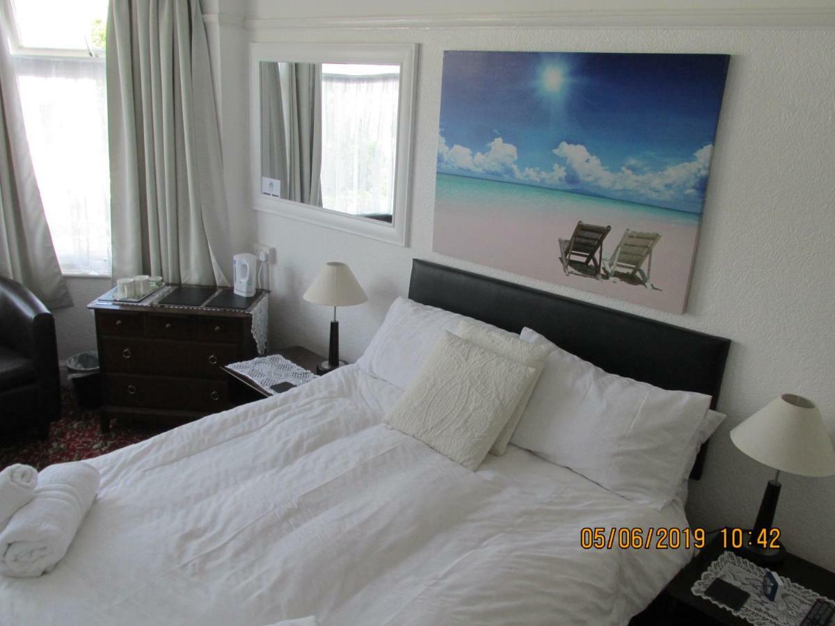 Valdene Hotel Пейнтън Екстериор снимка